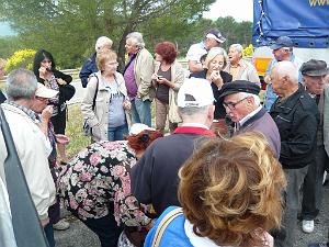 2015 05 14 NIMES ASCENSION N.D. DE SANTA CRUZ (35) la pause